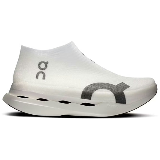 Unisex On Cloudboom Strike LS