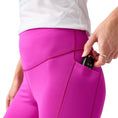 Load image into Gallery viewer, Women's Brooks Spark 5" Short Tight
